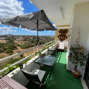 Cozy Sunny Wi-fi & Ac Appartement